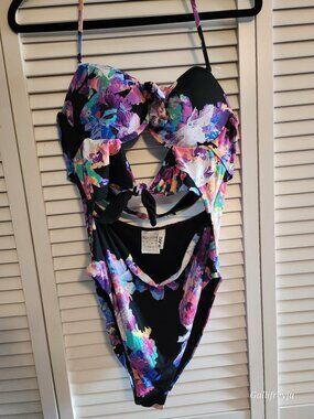 Sexy cutout one piece XL black and floral suit Like new!